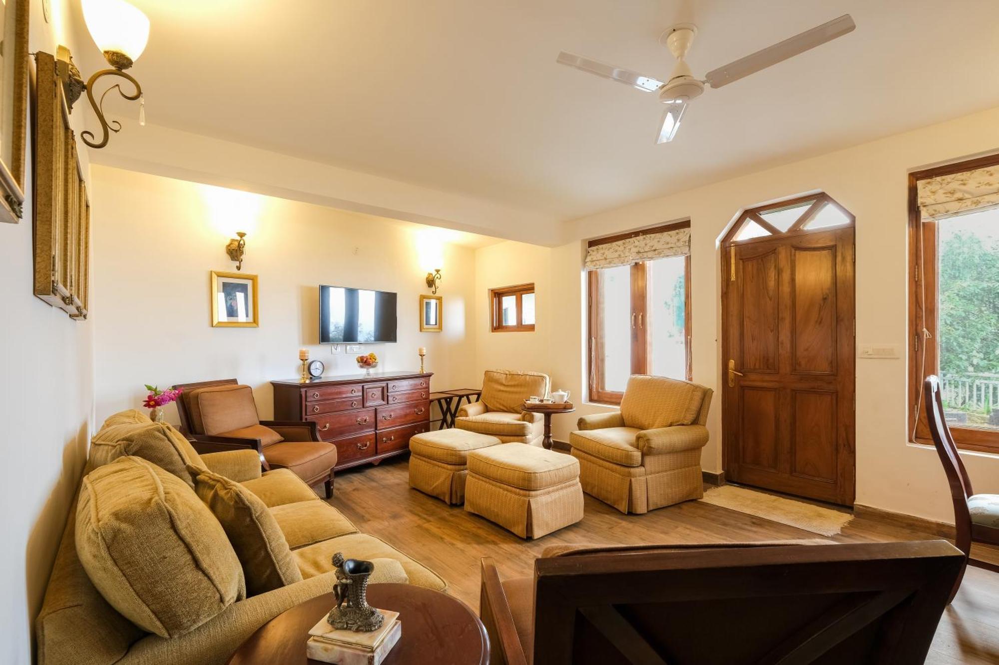 Jhs Estate By Just Homestay موسوري المظهر الخارجي الصورة